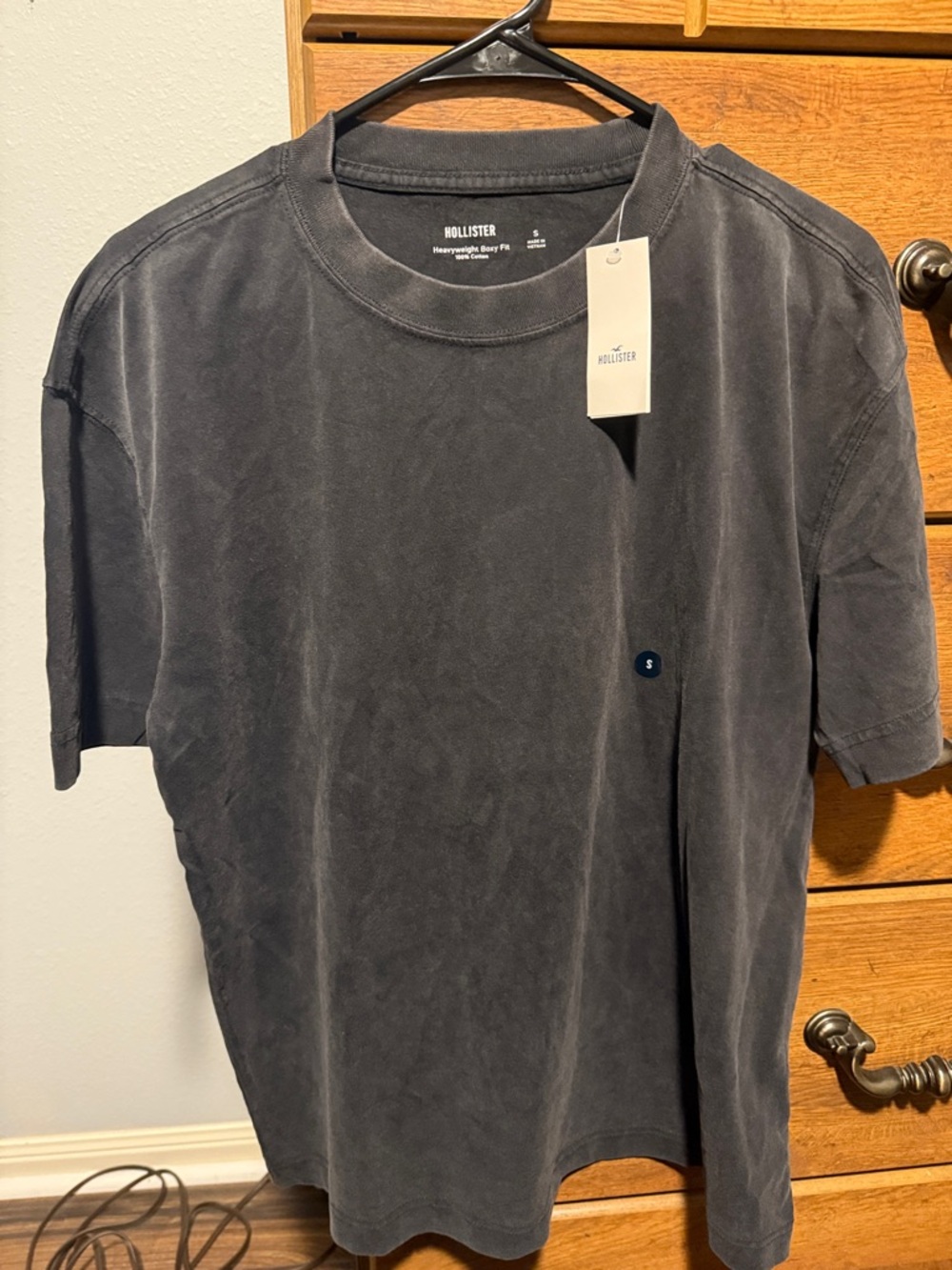 Hollister Men's Vintage Wash Black Short Sleeve Tee